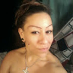 Meet your Posher, Gloria